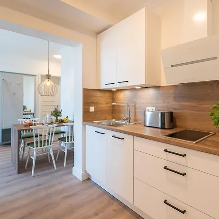 Westside Arthotel 209 4*